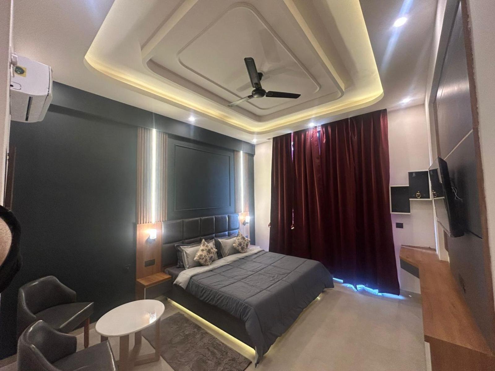 Cloud9 Stays Lucknow Bagian luar foto